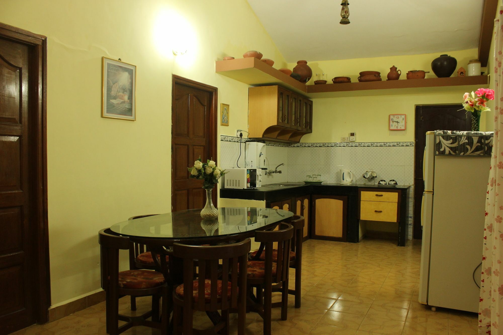 Oyo 9289 Portuguese 3 Bhk *